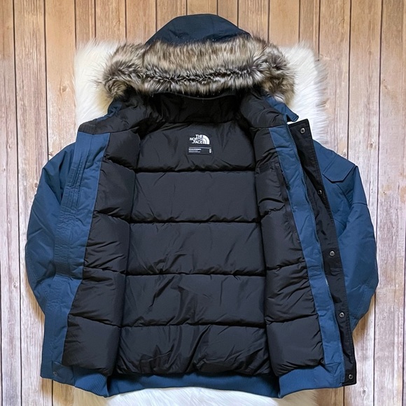 The North Face Men’s Gotham III Waterproof Jacket - Picture 6 of 10